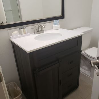 Cherokee Grand Hotel - Bathroom - Hotels Near Me - Cherokee, North Carolina