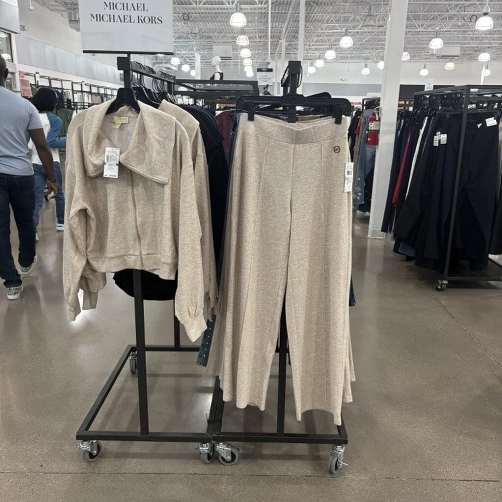 Saks OFF 5TH - Fall 2025 - Department Stores Near Me - Glendale, Arizona Saks OFF 5TH - Fall 2025 - Department Stores Near Me - Glendale, Arizona