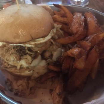 Lockhart's BBQ - Coop Bbq Chicken sandwich - Barbeque Near Me - Royal Oak, Michigan