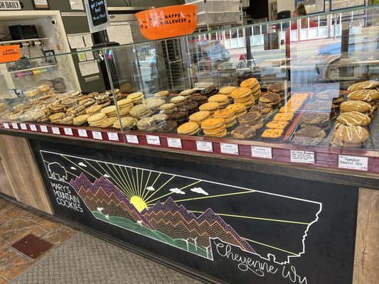 Mary's Mountain Cookies by null