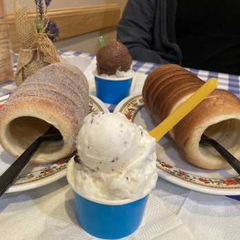 Unique Pastry Factory - Cinnamon Sugar Cake and Golden Glaze Cake with stracciatella and lavender gelato - Gelato Near Me - Temecula, California