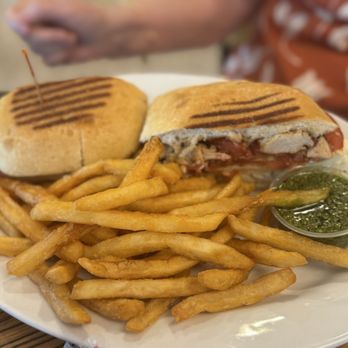Harmony Diner - Chicken pesto panini - Diners Near Me - Voorhees Township, New Jersey Harmony Diner - Chicken pesto panini - Diners Near Me - Voorhees Township, New Jersey