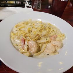 New York Pizza & Pasta - Shrimp Fettuccine
