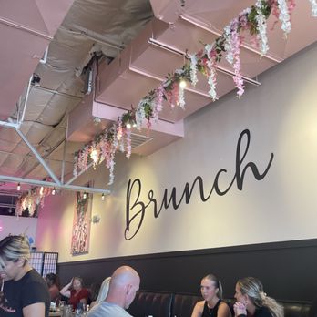 Brunch Snob - #Brunchsnob busy cute place to go! - Breakfast & Brunch Near Me - Phoenix, Arizona Brunch Snob - #Brunchsnob busy cute place to go! - Breakfast & Brunch Near Me - Phoenix, Arizona