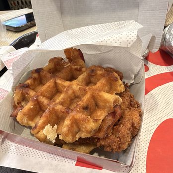 Chick-fil-A - Chicken waffle sandwich - Fast Food Near Me - Las Vegas, Nevada Chick-fil-A - Chicken waffle sandwich - Fast Food Near Me - Las Vegas, Nevada
