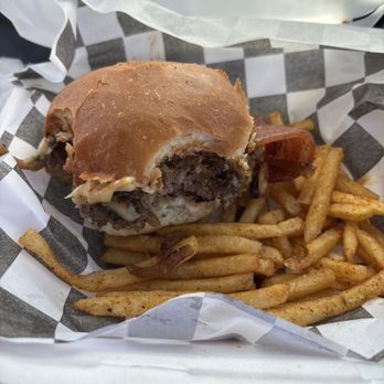 RAWK'n Grub Main Stage - The Jim Candy - Burgers Near Me - Cordova, Tennessee RAWK'n Grub Main Stage - The Jim Candy - Burgers Near Me - Cordova, Tennessee