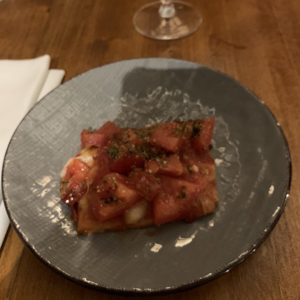 Le Romane - Bucatini all'amatriciana - Italian Near Me - Barcelona, B Le Romane - Bucatini all'amatriciana - Italian Near Me - Barcelona, B
