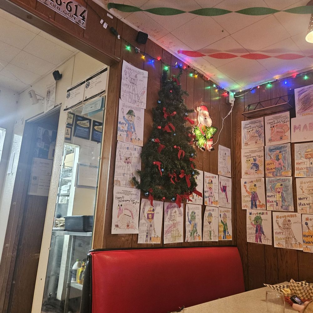 Skyline Restaurant - Burgers Near Me - Portland, Oregon Skyline Restaurant - Burgers Near Me - Portland, Oregon