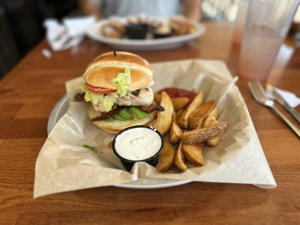 Food from Mad Anthony's Lake City Tap House