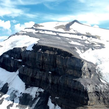 Rockies Heli Canada - Icefields Adventure Base - Aerial Tours Near Me - Cline River, Alberta