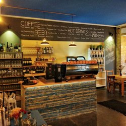Roots Café