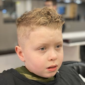 Simple Cutz Barbershop - Hold up where am I ... - Barbers Near Me - Fairmont, West Virginia Simple Cutz Barbershop - Hold up where am I ... - Barbers Near Me - Fairmont, West Virginia
