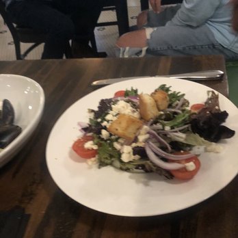 1922 On The Square - 1922 salad - American Near Me - Newark, Ohio