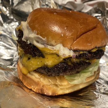 Small Cheval- Riverside - cheeseburger - Burgers Near Me - Chicago, Illinois