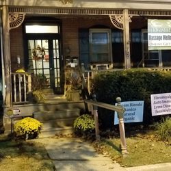 Massage, Wellness & Beyond - This is what it looks like when you pull up. GPS took me to another place at the other end of the block first