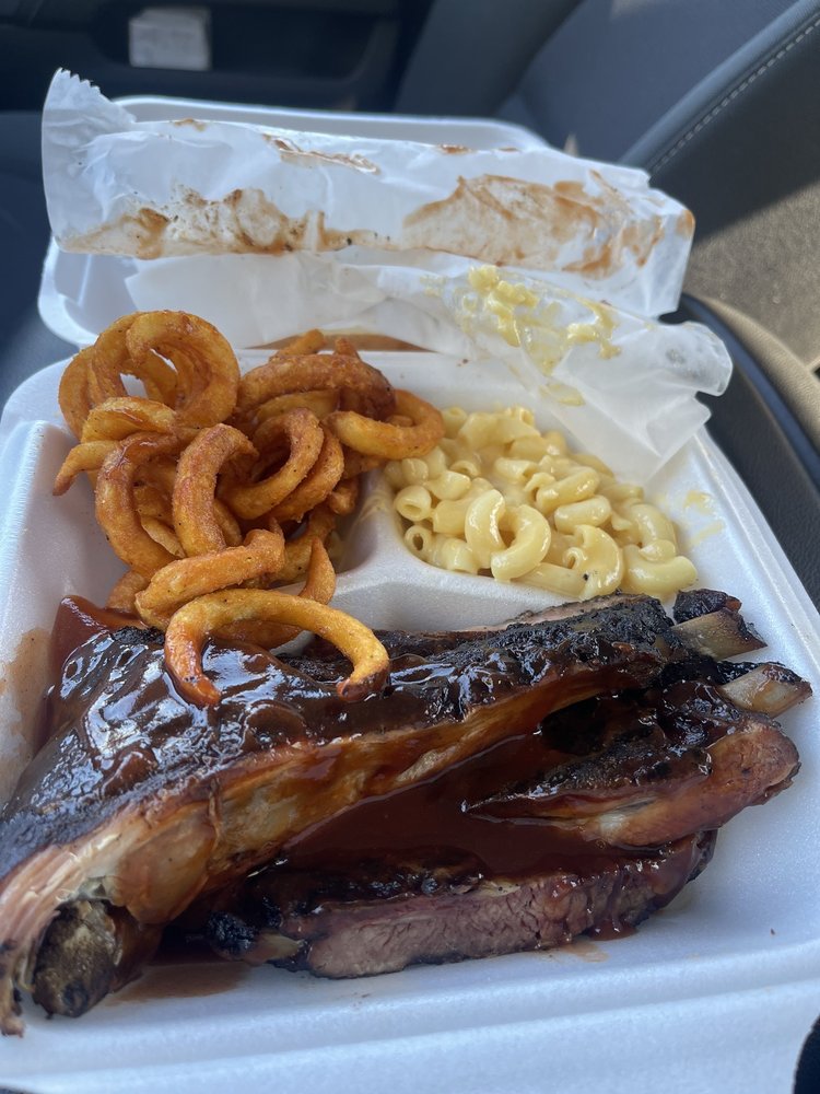 CHOO CHOO BARBQUE Updated September 2024 900 Appling St