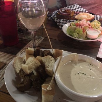 Ye Olde Pub - American Near Me - Troutdale, Oregon Ye Olde Pub - American Near Me - Troutdale, Oregon