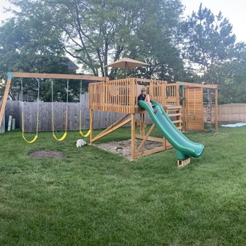 C.L.S. Construction - a backyard playground - General Contractors Near Me - Mundelein, Illinois C.L.S. Construction - a backyard playground - General Contractors Near Me - Mundelein, Illinois