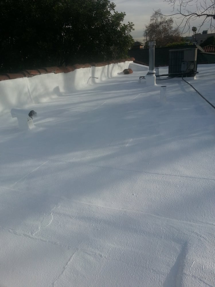 Slide of B&I Roofing