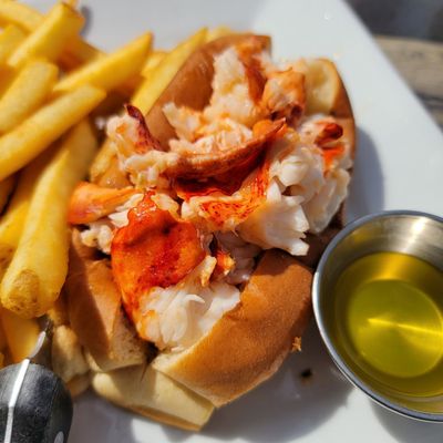 Ada’s Fish House by null