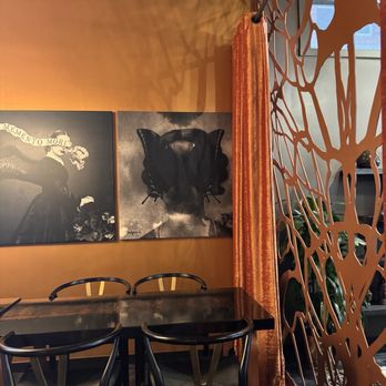 Serial Wines - Wineries Near Me - Paso Robles, California