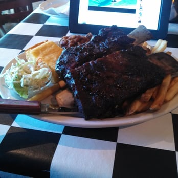 Big T's BBQ & Smokehouse - Full rack of beef ribs baby - Barbeque Near Me - Calgary, Alberta