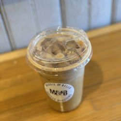 Maddie & Bella Coffee Roasters - Cinnamon Toast Crunch Latte