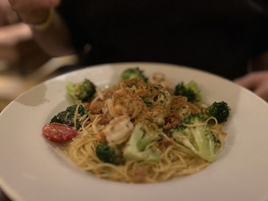 Grand Lux Cafe by null