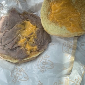 Arby's - Skimping out on "extra cheese" - Fast Food Near Me - Walterboro, South Carolina