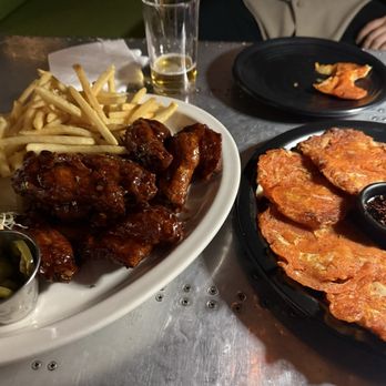 Chungdam 828 - Wings and kimchi Jun was great ! - Lounges Near Me - Los Angeles, California Chungdam 828 - Wings and kimchi Jun was great ! - Lounges Near Me - Los Angeles, California