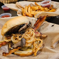 Burgerworks - Da bom burger and fresh cut fries