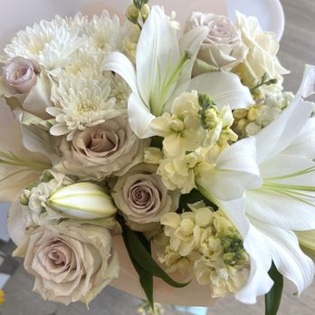Luxe Flower Bar - Bouquet - Coffee & Tea Near Me - Morgan Hill, California Luxe Flower Bar - Bouquet - Coffee & Tea Near Me - Morgan Hill, California