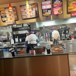 Braum's Ice Cream and Dairy Store - They grinding!