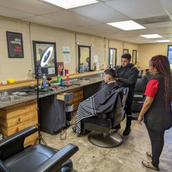R & E Cosmetology School