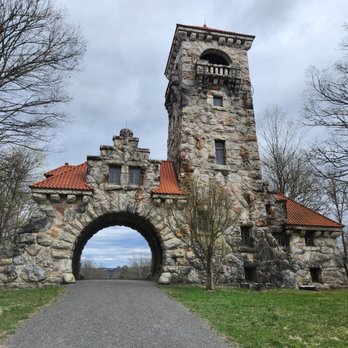 Mohonk Preserve - Entrance to the Preserve - Parks Near Me - Gardiner, New York