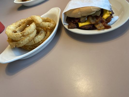 Winstead's Steakburgers by null