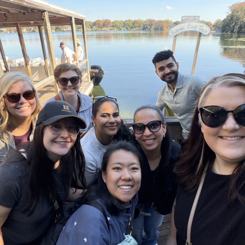 Scenic Boat Tour - Boat Tours Near Me - Winter Park, Florida Scenic Boat Tour - Boat Tours Near Me - Winter Park, Florida