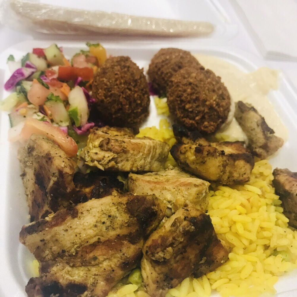 Oasis Cafe - Mixed Combination(With Chicken) - Mediterranean Near Me - Chicago, Illinois Oasis Cafe - Mixed Combination(With Chicken) - Mediterranean Near Me - Chicago, Illinois