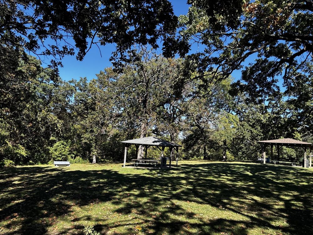 Riverside Park and Ralph Mitchell Zoo Logo