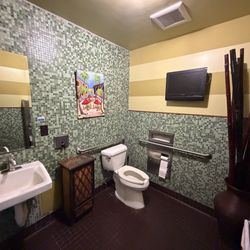 Plaza Linda's cleanest restroom in Carmel Valley Village!