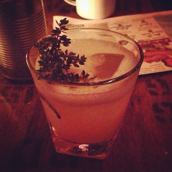 Cahoots Bar - Bars Near Me - Soho, XGL
