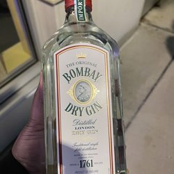 CT Wine and Spirits - Bombay Gin