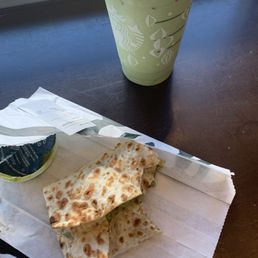 Venti Iced Matcha Latte with oat milk and light ice and a Spicy Falafel Pocket with Avocado Spread Venti Iced Matcha Latte with oat milk and light ice and a Spicy Falafel Pocket with Avocado Spread