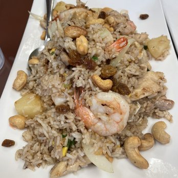 Thailand Restaurant - 44. Pineapple Fried Rice - Thai Near Me - Modesto, California Thailand Restaurant - 44. Pineapple Fried Rice - Thai Near Me - Modesto, California