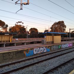 Mile End railway station, Adelaide - Station