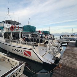 Lahaina Divers