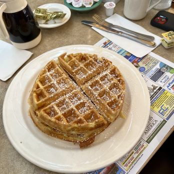 Metuchen Diner - Waffles - Diners Near Me - Metuchen, New Jersey Metuchen Diner - Waffles - Diners Near Me - Metuchen, New Jersey