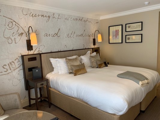 The Castle Hotel Windsor by null