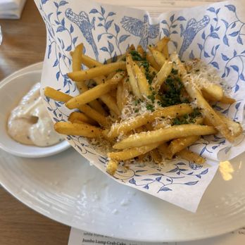 Earls Kitchen + Bar - Truffle Fries - Cocktail Bars Near Me - Plano, Texas