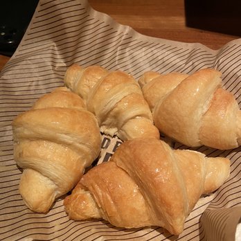 Cheddar's Scratch Kitchen - Croissants - American Near Me - Albuquerque, New Mexico